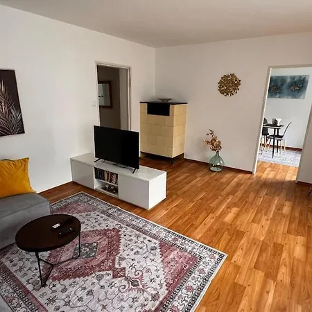 Gartenwohnung S-vahingen Us Barraks * Stuttgart